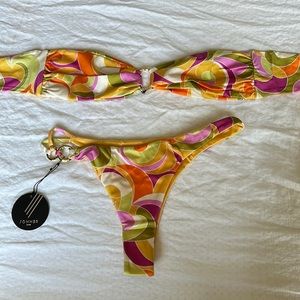 NWT SOMMER SWIM SET SIZE MEDIUM